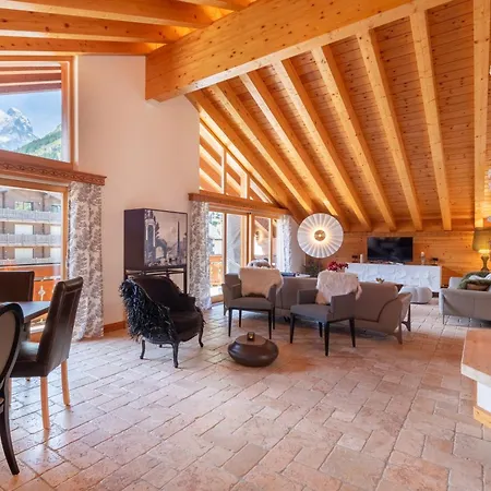 Luxury & By Mountain Exposure Lejlighed