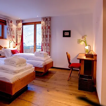Luxury & By Mountain Exposure Lejlighed