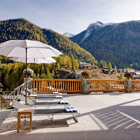 Luxury & By Mx Daire